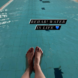 Maya Gabeira feet photo 16
