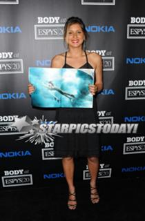 Maya Gabeira feet photo 19