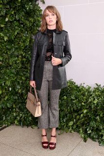 Maya Hawke feet photo 8
