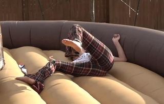 Maya Higa feet photo thumbnail