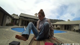 Maya Higa feet photo thumbnail