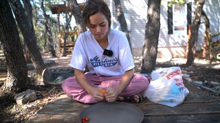 Maya Higa feet photo thumbnail