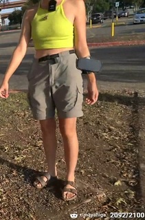 Maya Higa feet photo thumbnail