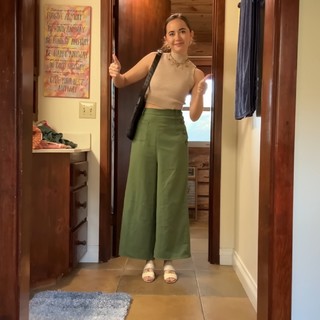Maya Higa feet photo thumbnail