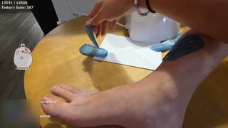 Maya Higa feet photo thumbnail