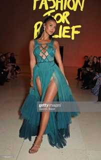 Maya Jama feet photo thumbnail