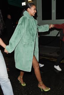 Maya Jama feet photo thumbnail
