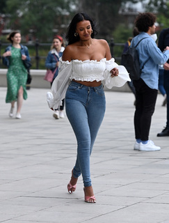 Maya Jama feet photo thumbnail