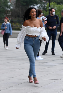Maya Jama feet photo thumbnail