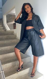 Maya Jama feet photo thumbnail