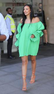 Maya Jama feet photo thumbnail