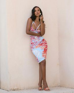 Maya Jama feet photo thumbnail