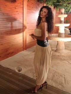 Maya Jama feet photo 7