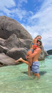 Maya Key feet photo 14