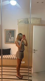 Maya Key feet photo 9