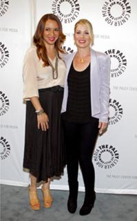 Maya Rudolph feet photo thumbnail