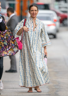 Maya Rudolph feet photo thumbnail