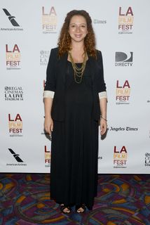 Maya Rudolph feet photo thumbnail