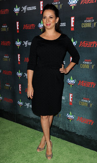 Maya Rudolph feet photo thumbnail