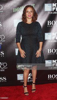 Maya Rudolph feet photo thumbnail