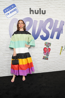 Maya Rudolph feet photo thumbnail
