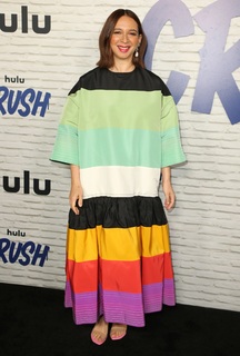 Maya Rudolph feet photo thumbnail