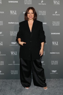 Maya Rudolph feet photo thumbnail