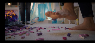 Maya Rudolph feet photo thumbnail
