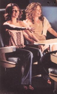 Maya Rudolph feet photo thumbnail