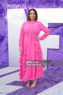 Maya Rudolph feet photo thumbnail