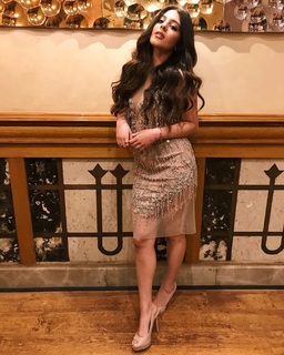 Mayan El Sayed feet photo thumbnail