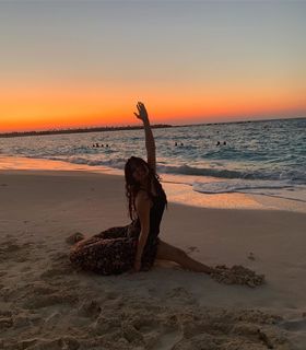 Mayan El Sayed feet photo thumbnail