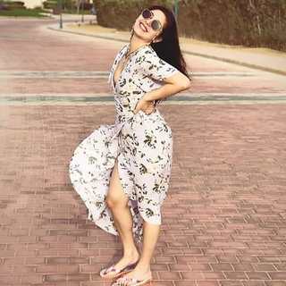 Mayan El Sayed feet photo thumbnail