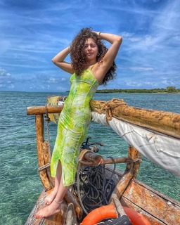 Mayan El Sayed feet photo thumbnail