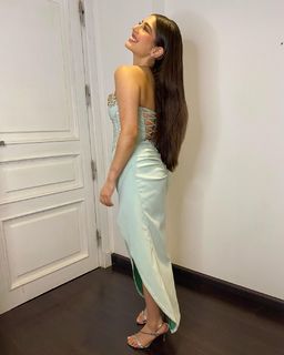 Mayan El Sayed feet photo thumbnail