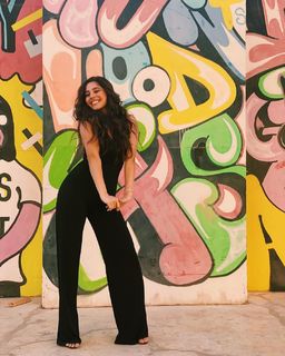 Mayan El Sayed feet photo thumbnail