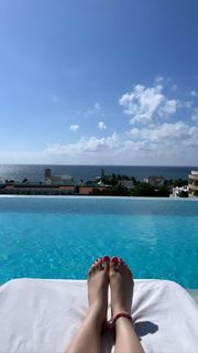 Mayan El Sayed feet photo thumbnail