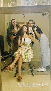 Mayan El Sayed feet photo thumbnail