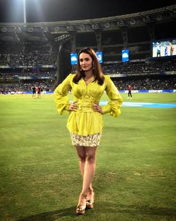 Mayanti Langer feet photo 18