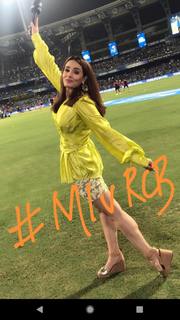 Mayanti Langer feet photo 16