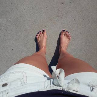 Maycee Barber feet photo thumbnail