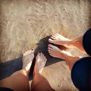 Maycee Barber feet photo thumbnail