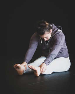 Maycee Barber feet photo thumbnail