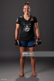 Maycee Barber feet photo thumbnail