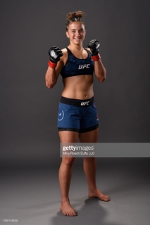 Maycee Barber feet photo thumbnail