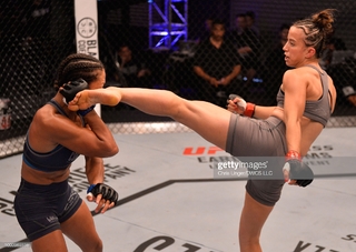 Maycee Barber feet photo thumbnail