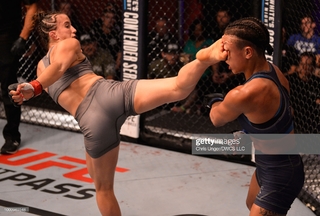 Maycee Barber feet photo thumbnail