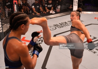 Maycee Barber feet photo thumbnail