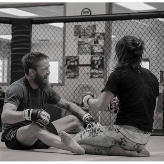 Maycee Barber feet photo thumbnail