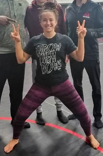 Maycee Barber feet photo thumbnail